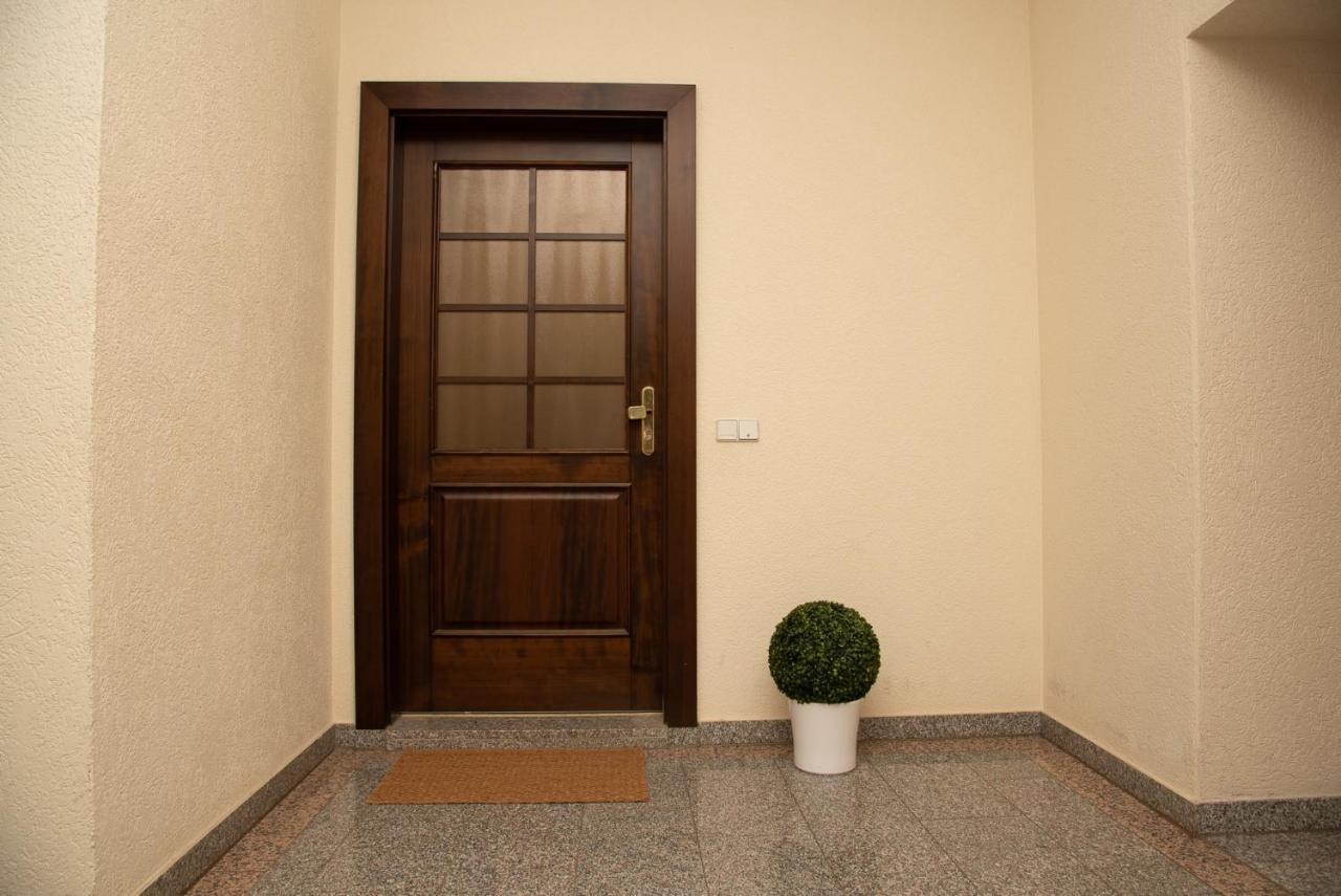 Kassberg Apartment Im Retro-Stil / Netflix & Wifi Chemnitz Exterior foto